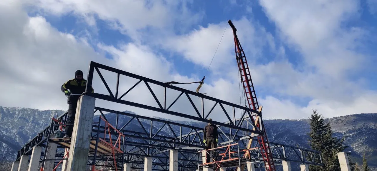 Монтаж металлокаркаса колумбария в Ялте