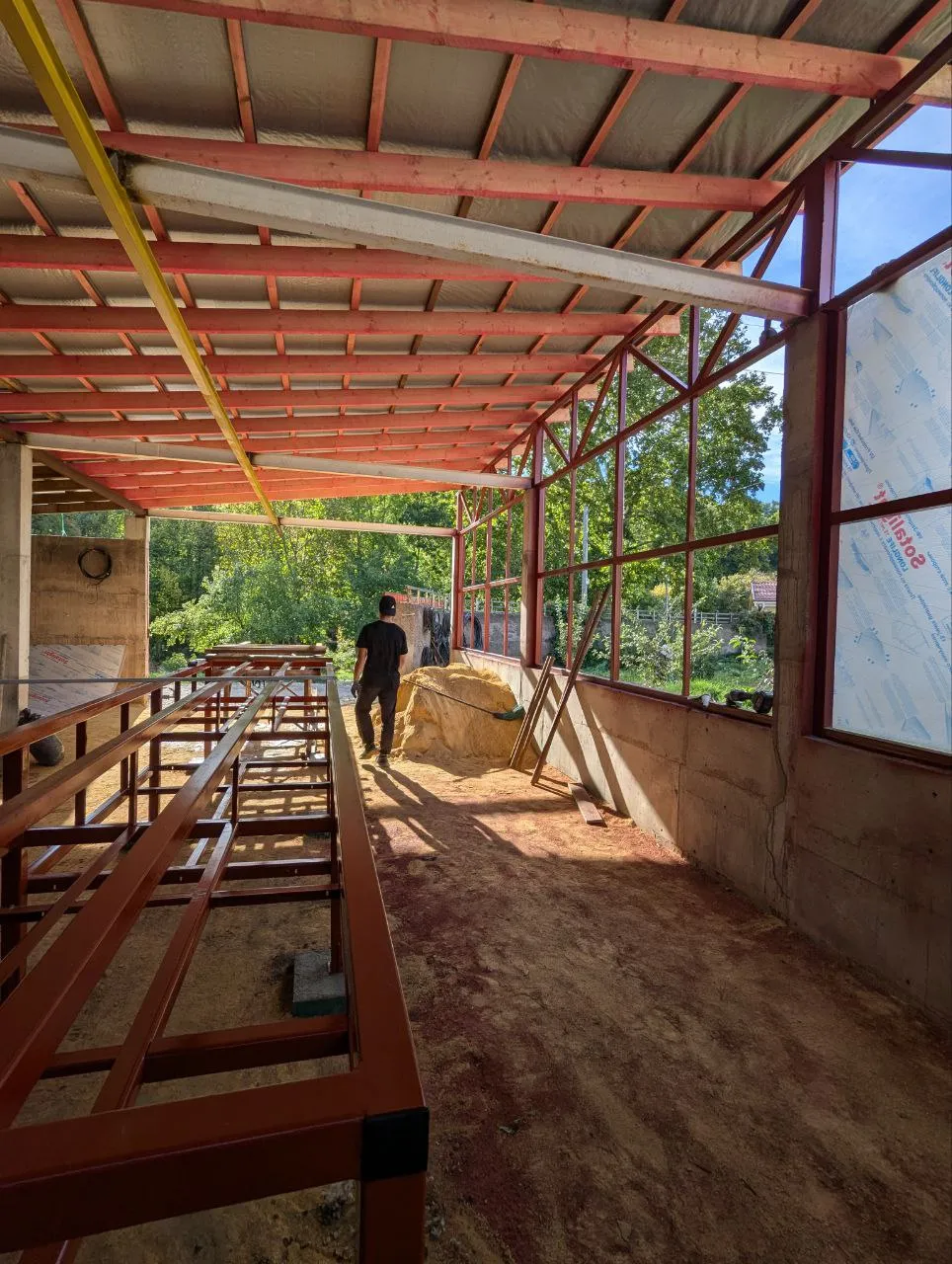 Интерьер сварочного цеха в с. Соколиное